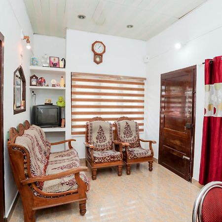 Koonamparayil Home Stay Munnar Anaviratty-Family Only Екстер'єр фото