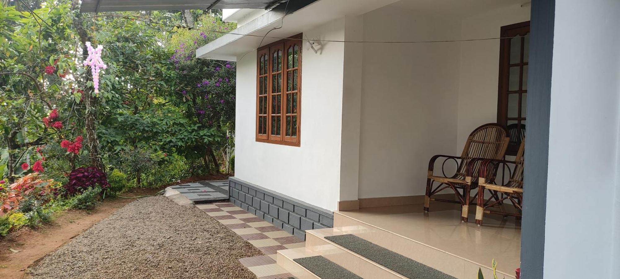 Koonamparayil Home Stay Munnar Anaviratty-Family Only Екстер'єр фото