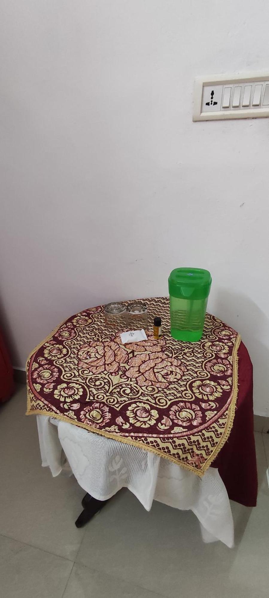 Koonamparayil Home Stay Munnar Anaviratty-Family Only Екстер'єр фото