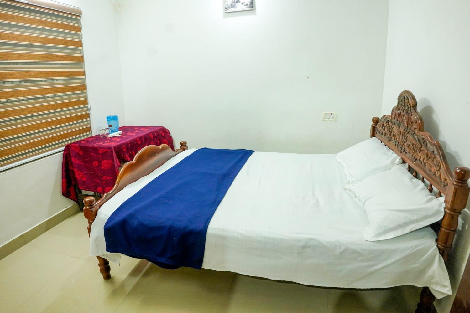 Koonamparayil Home Stay Munnar Anaviratty-Family Only Екстер'єр фото