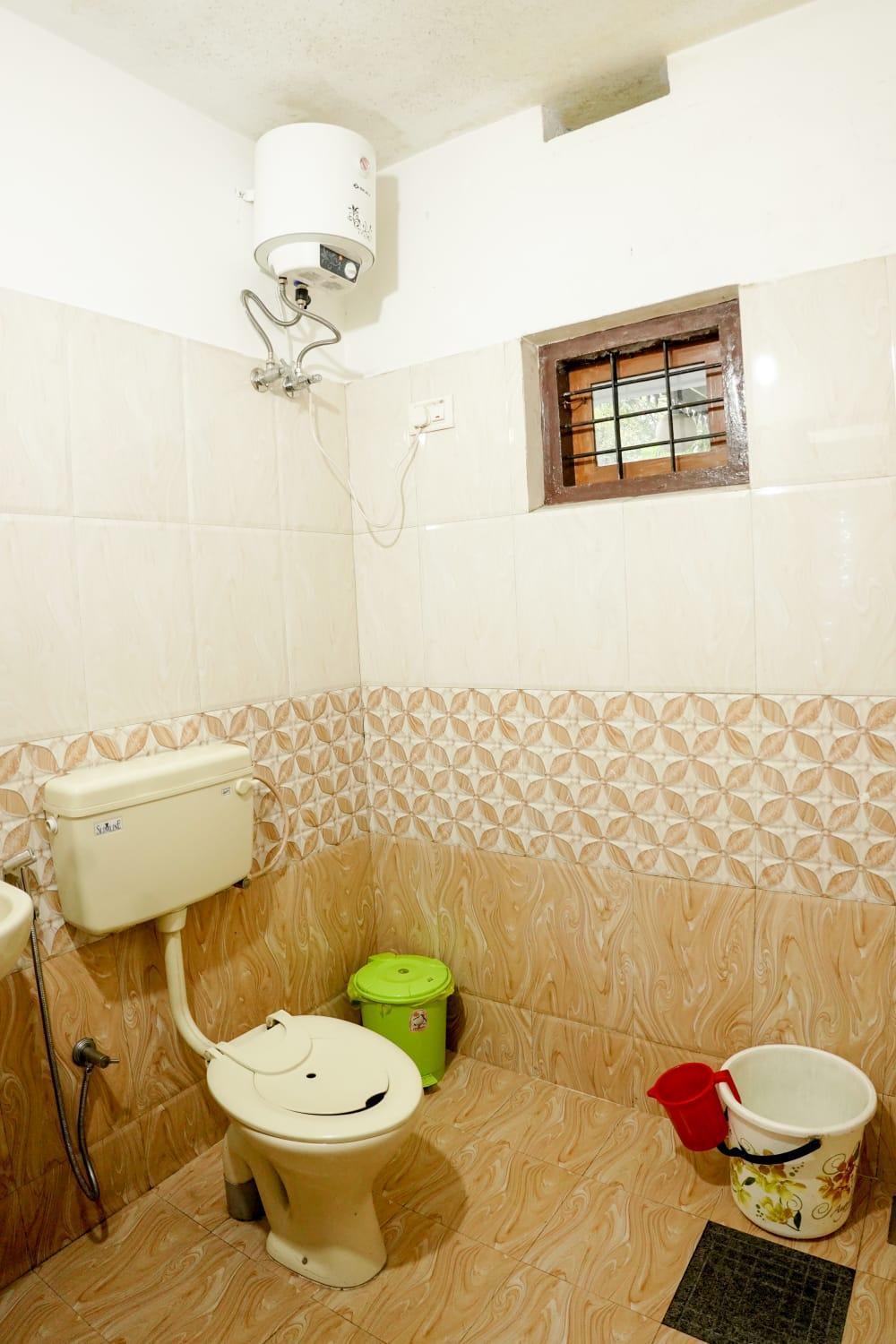 Koonamparayil Home Stay Munnar Anaviratty-Family Only Екстер'єр фото